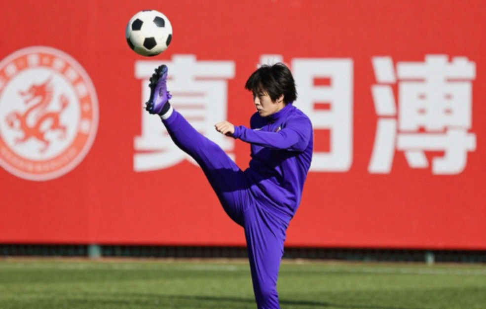 Chiếc áo cuối cùng: Messi, ký ức và một kỷ nguyên bàn giao