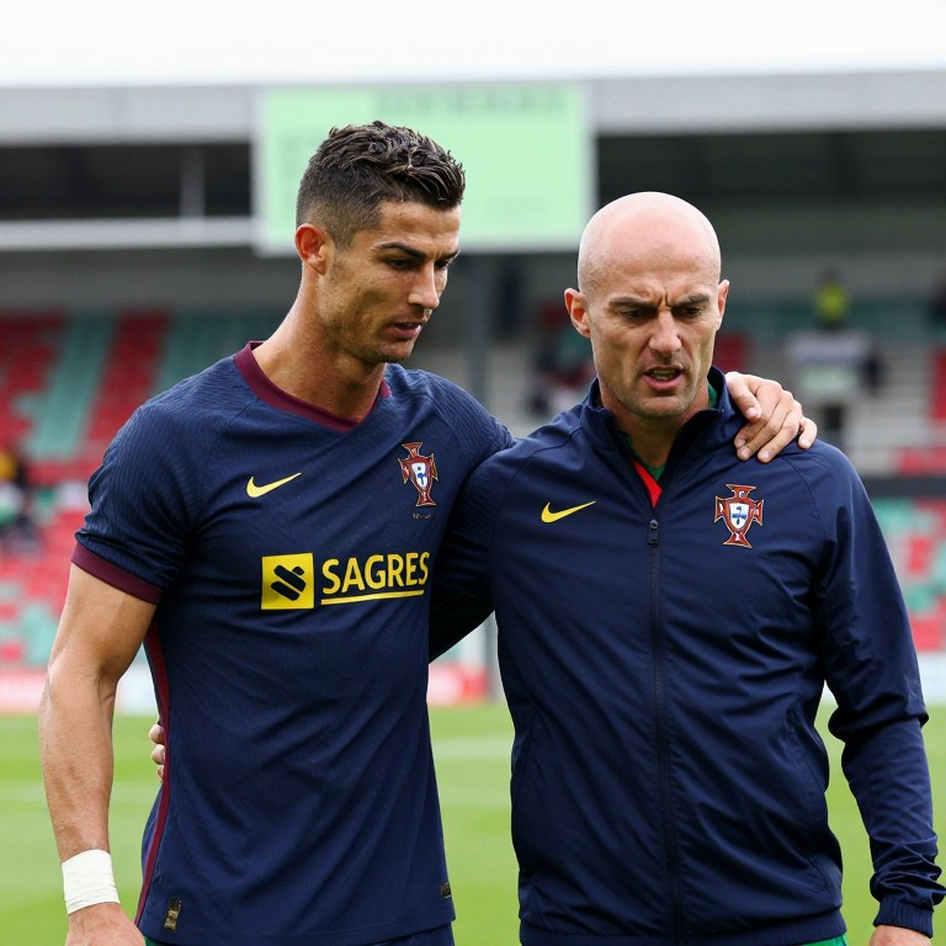 Bouwman trở lại sau cú va chạm rách phổi: Vết nứt trọng tài và bài toán của Ajax