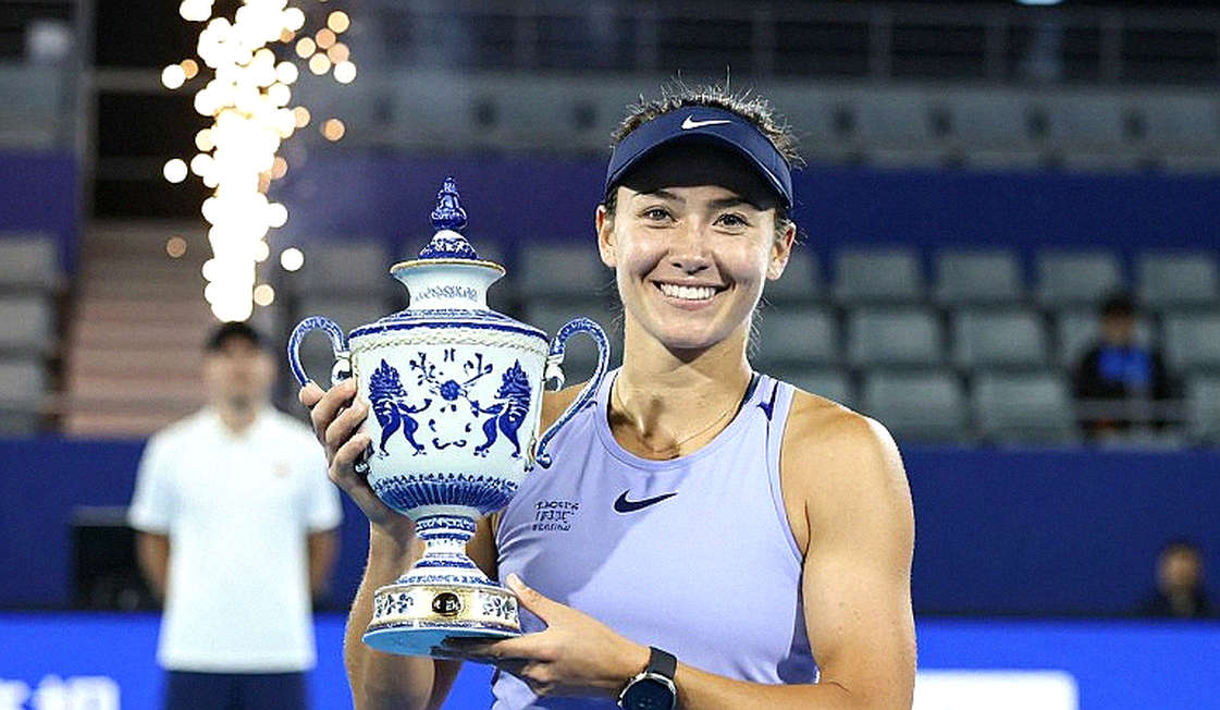 Andrew Abdo và Australian Open 2027: Người ngoại đạo, bóng râm và trần vật lý của Melbourne Park Andrew Abdo và Australian Open 2027: Người ngoại đạo, bóng râm và trần vật lý của Melbourne Park