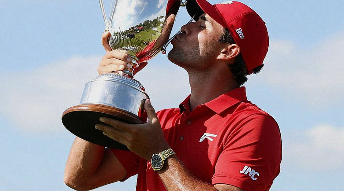 Khi dữ liệu golf im tiếng: Strokes Gained, OWGR và những gì máy không đo được Khi dữ liệu golf im tiếng: Strokes Gained, OWGR và những gì máy không đo được