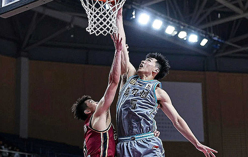 Năm năm, 12.000 franc và một khóa học: đọc cơ chế án phạt FIBA dành cho HLV Rimantas Grigas Năm năm, 12.000 franc và một khóa học: đọc cơ chế án phạt FIBA dành cho HLV Rimantas Grigas