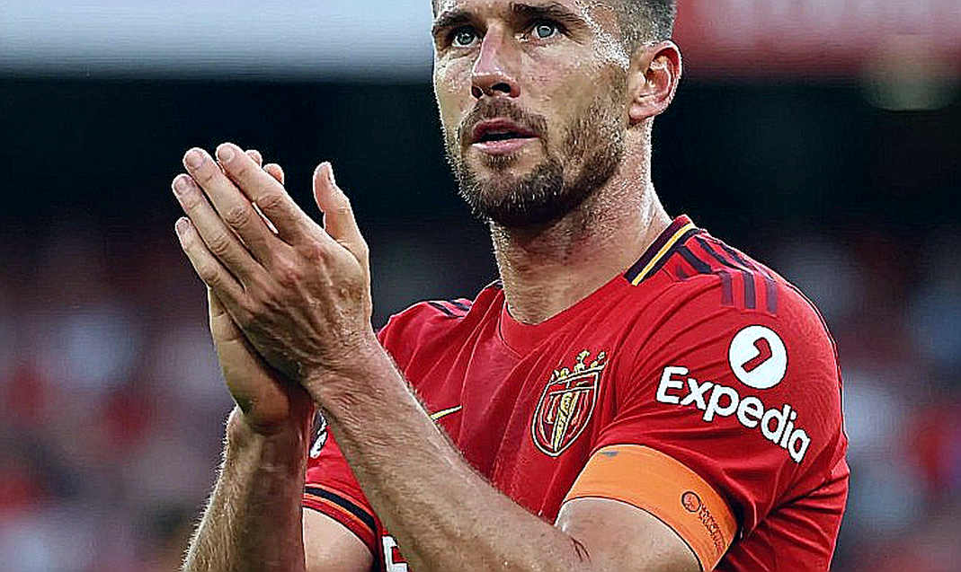 Messi khép lại 21 năm khoác áo Argentina: Lời tri ân của Ronaldinho và khoảng trống phía sau Messi khép lại 21 năm khoác áo Argentina: Lời tri ân của Ronaldinho và khoảng trống phía sau