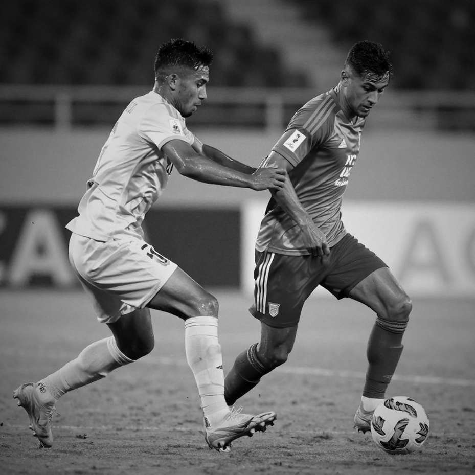 Tuyển futsal Việt Nam: 20 người, 6 suất cắt và bài kiểm tra thầm lặng ở Kyrgyzstan