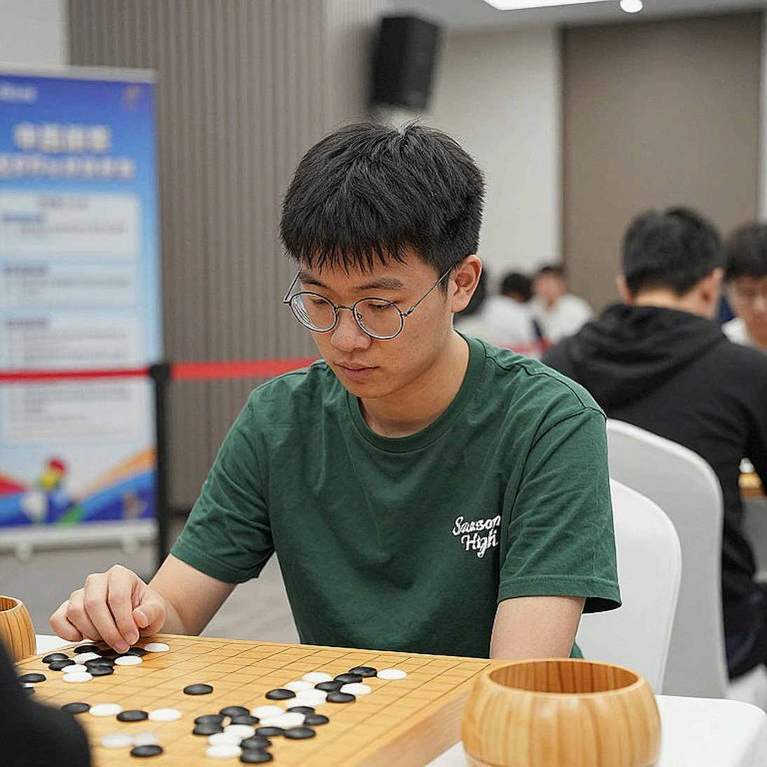 Carlsen beats Vachier-Lagrave in the Global Chess League: FYERS American Gambits stay on top, and an old opening returns Carlsen beats Vachier-Lagrave in the Global Chess League: FYERS American Gambits stay on top, and an old opening returns