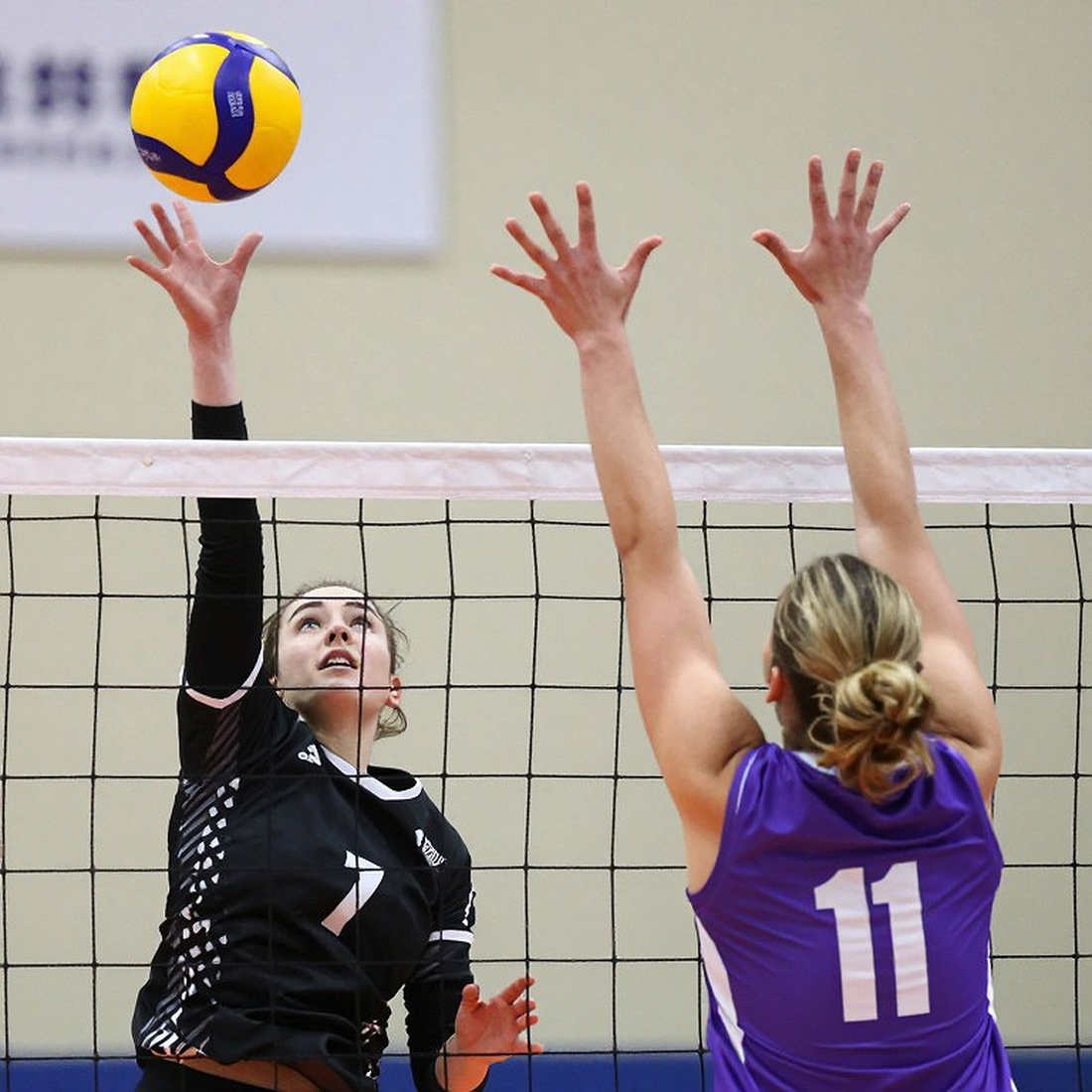 Vietnam Women's Volleyball in the ASIAD 2026 7th-8th Place Match: Thanh Thuy's Body, a Year's Load, and the Structure of a Closing Cycle