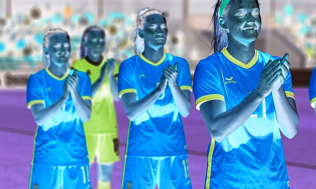 Three at the back in V.League: coaches are buying insurance with a spare centre-back