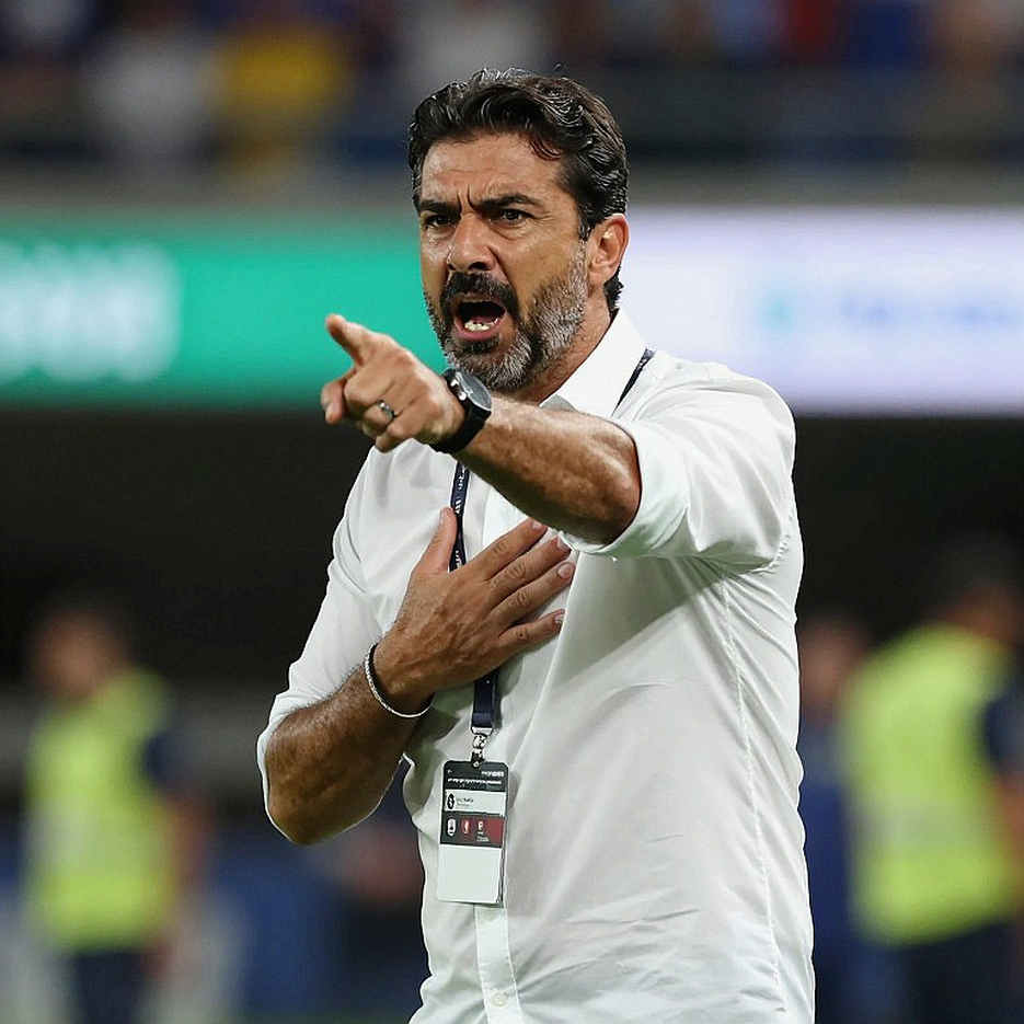 V-League 2026-2027 vòng 2: Hai thẻ đỏ phá hủy Nam Định, SHB Đà Nẵng thắng 0-3 tại Thiên Trường V-League 2026-2027 vòng 2: Hai thẻ đỏ phá hủy Nam Định, SHB Đà Nẵng thắng 0-3 tại Thiên Trường
