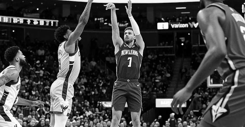 Kawhi Leonard trở lại Toronto: Bản giao hưởng di sản hay ván cược rủi ro 115 triệu USD? Kawhi Leonard trở lại Toronto: Bản giao hưởng di sản hay ván cược rủi ro 115 triệu USD?