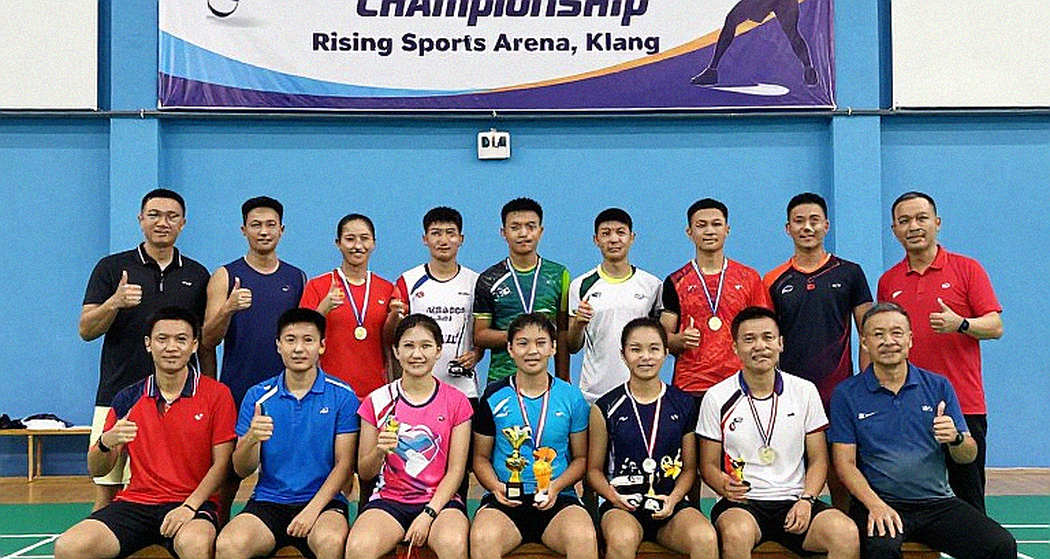 The Discipline of an Empty File in Professional Badminton
