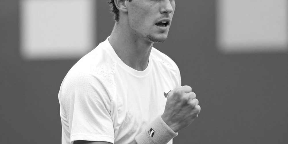 Giữ nhịp tennis Việt Nam: khi dữ liệu còn ngồi ngoài đường biên