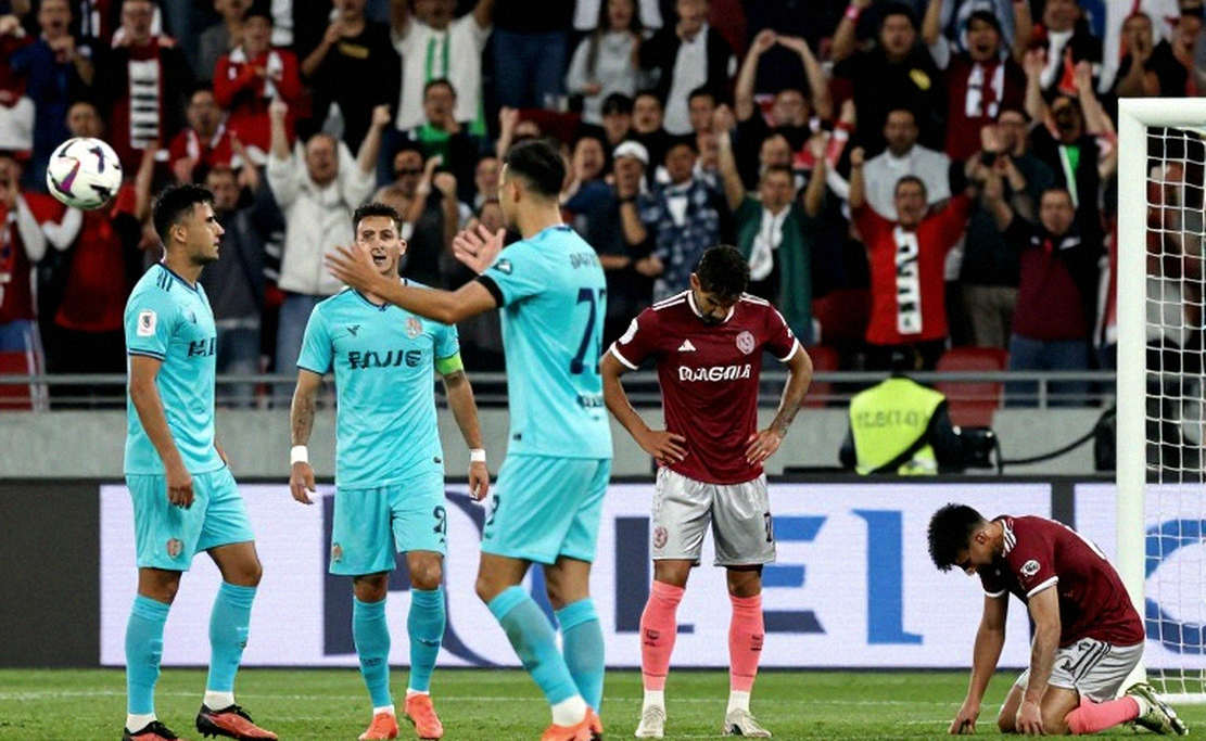 Williams Minh Hoàng và cú kiến tạo bị chôn dưới cái bóng của Harry Kane