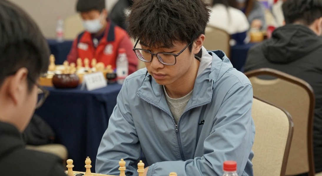 KCF Academy mùa thứ ba hay một trang bán ChessBase Magazine số 225?