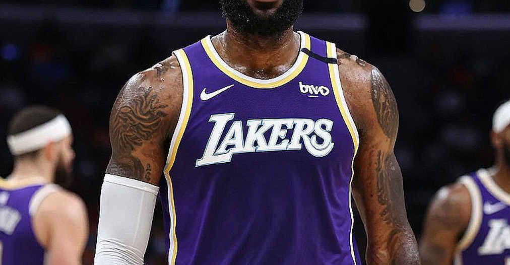 The 2028-29 Cliff: When the Second Apron Knocks on New York's Championship Door The 2028-29 Cliff: When the Second Apron Knocks on New York's Championship Door